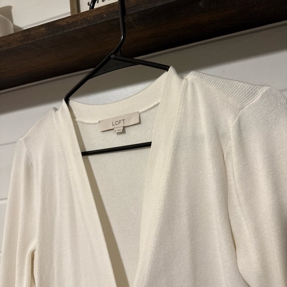 LOFT Cream Button-Down Cardigan XS - Picture 3 of 6